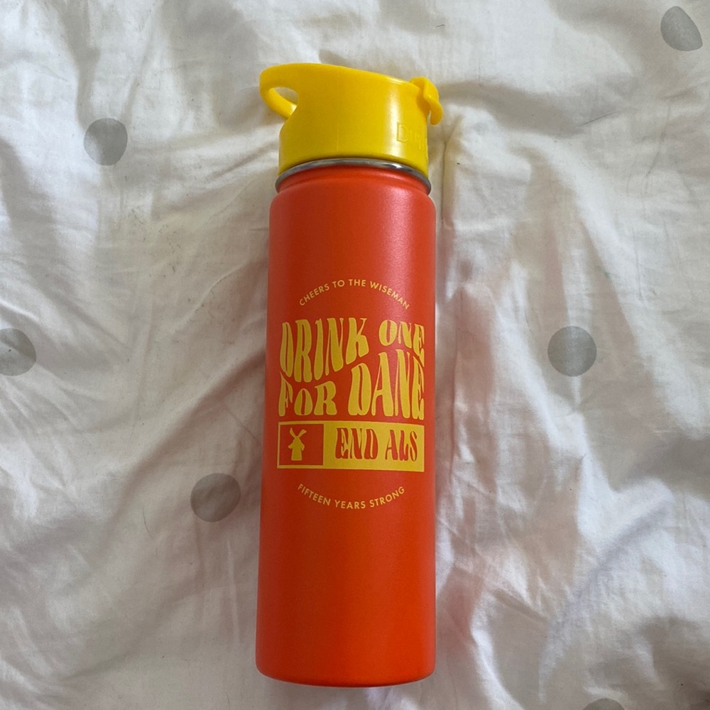 Dutch bros bottle new